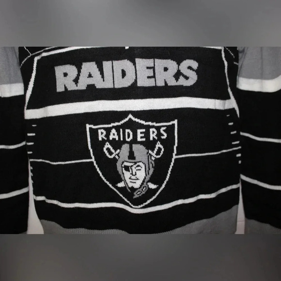 Men’s Las Vegas Raiders Stadium Football Lightup Crewneck Sweater Size Small - Picture 4 of 12